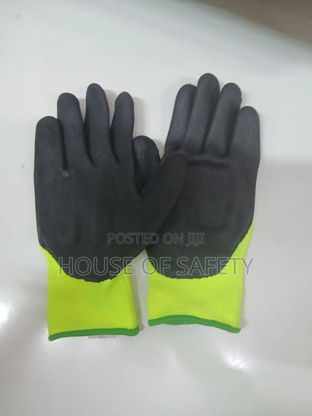 Impact-resistant Gloves - thumbnail 2