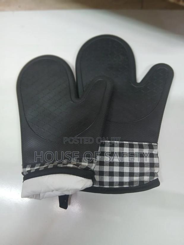 Oven Heat Resistance Gloves - thumbnail 3