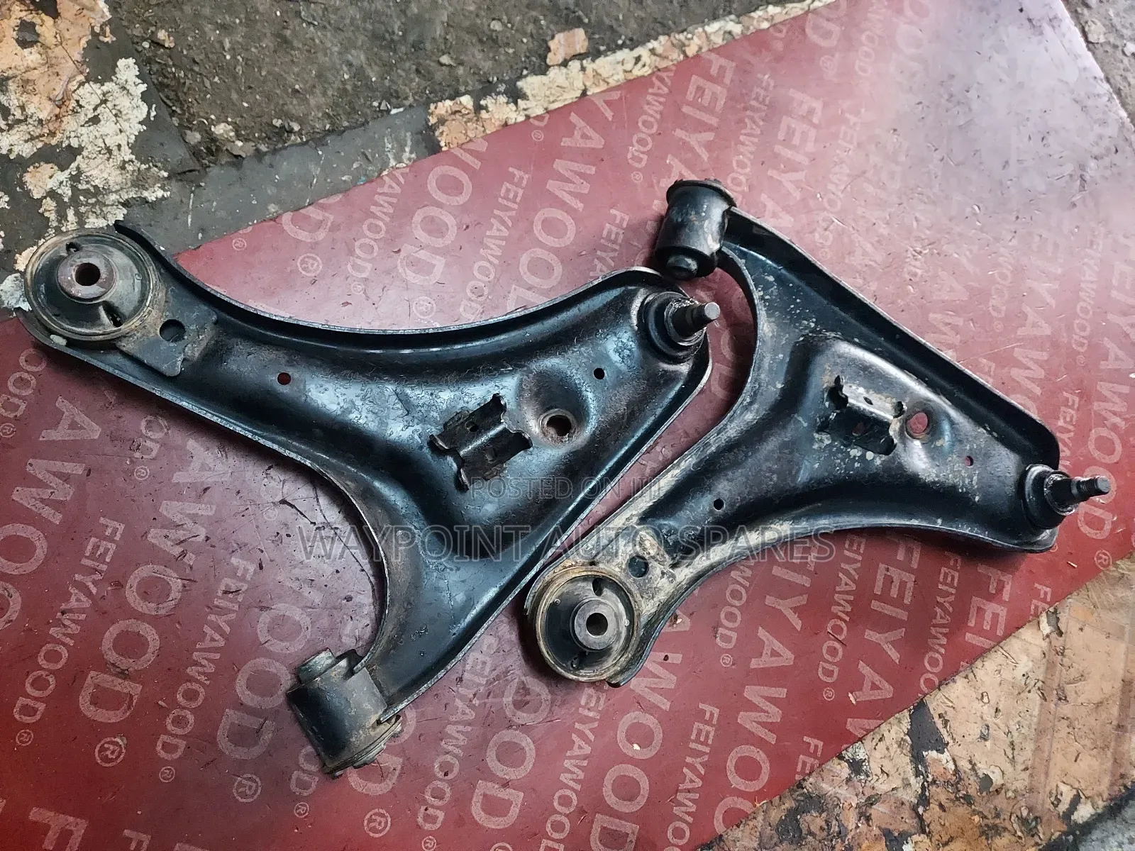 Front Control Arm Toyota Rush
