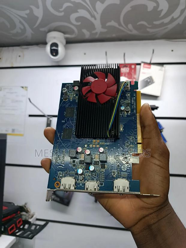 Amd Radeon Rx 550 4gb Graphics Card - thumbnail 4