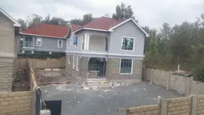 5bdrm Maisonette in Ongata Rongai, Nkoroi for sale