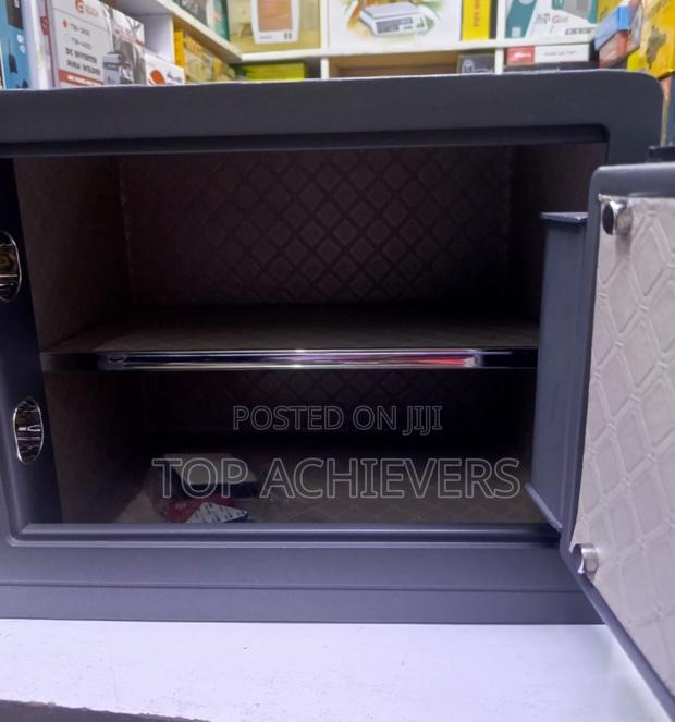 Safe Box,Money/Jewelry/Documents Portable Safe Box - thumbnail 3