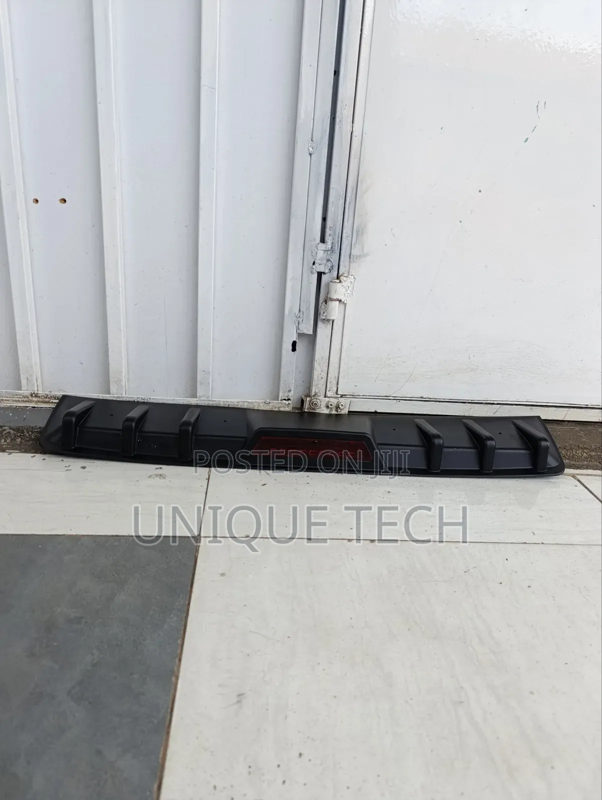 Universal Rear Diffuser Aggressive 6 Fin Car Styling Performance Trim