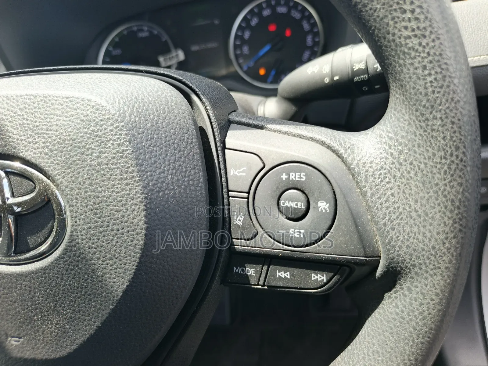 Toyota RAV4 Hybrid 2020 Silver