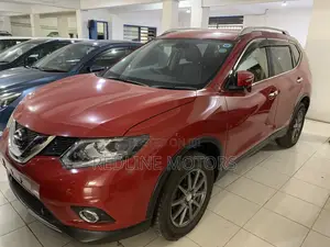 Nissan X-Trail 2.0 Petrol AWD 2018 Red