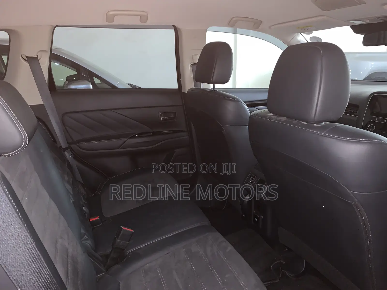 Mitsubishi Outlander ES FWD 2018 Black