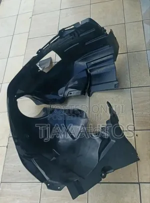 Mercedes Benz Fender/Stone Guard Liner for Gla W156
