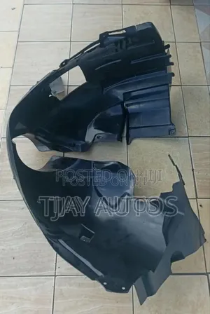Mercedes Benz Fender/Stone Guard Liner for Gla W156