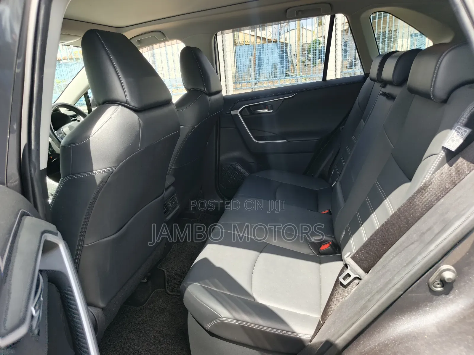 Toyota RAV4 Hybrid 2020 Gray
