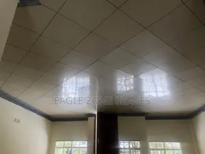 3bdrm Apartment in First Parklands for rent