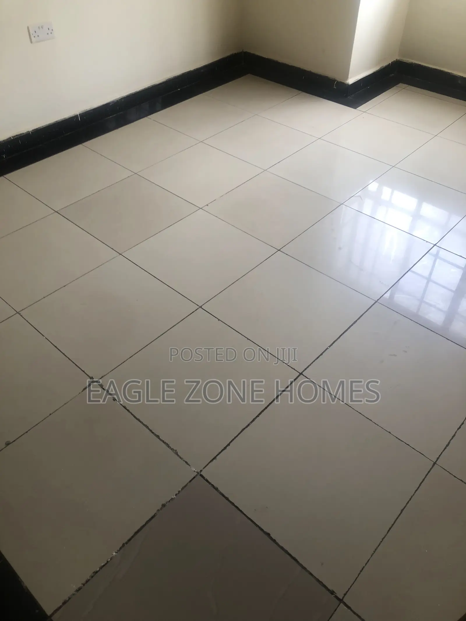 3bdrm Apartment in First Parklands for rent