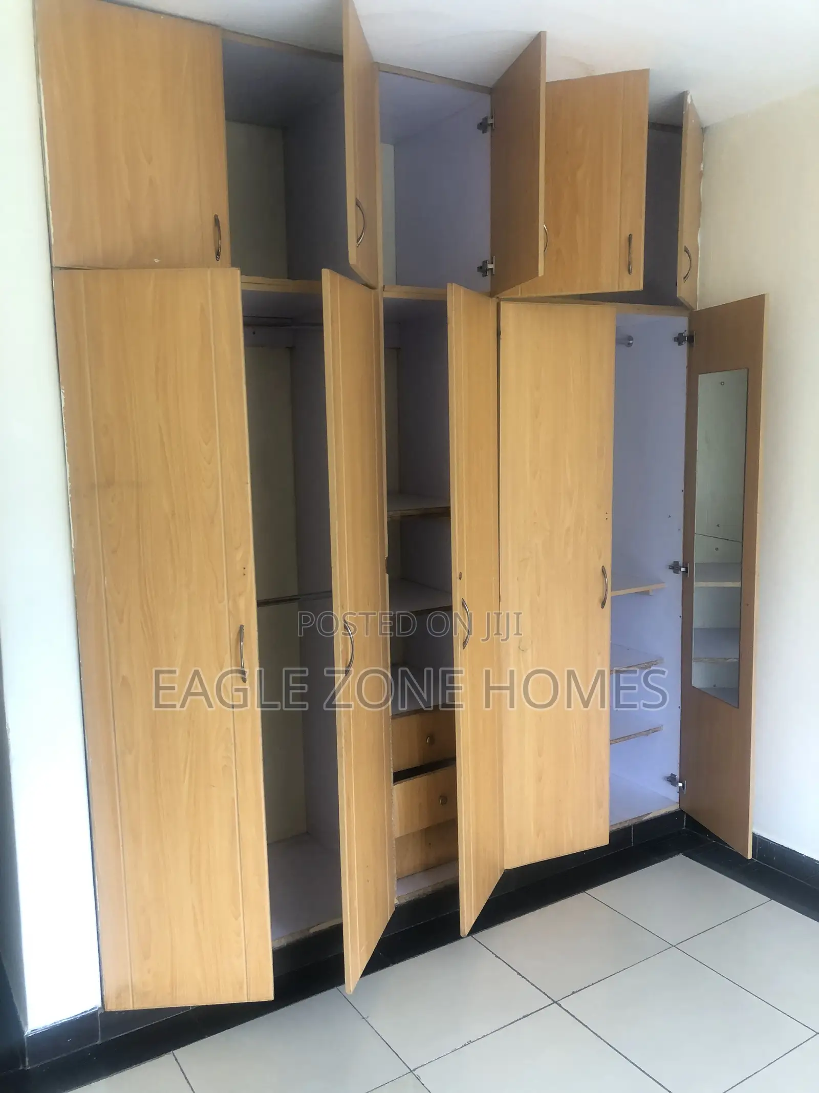 3bdrm Apartment in First Parklands for rent
