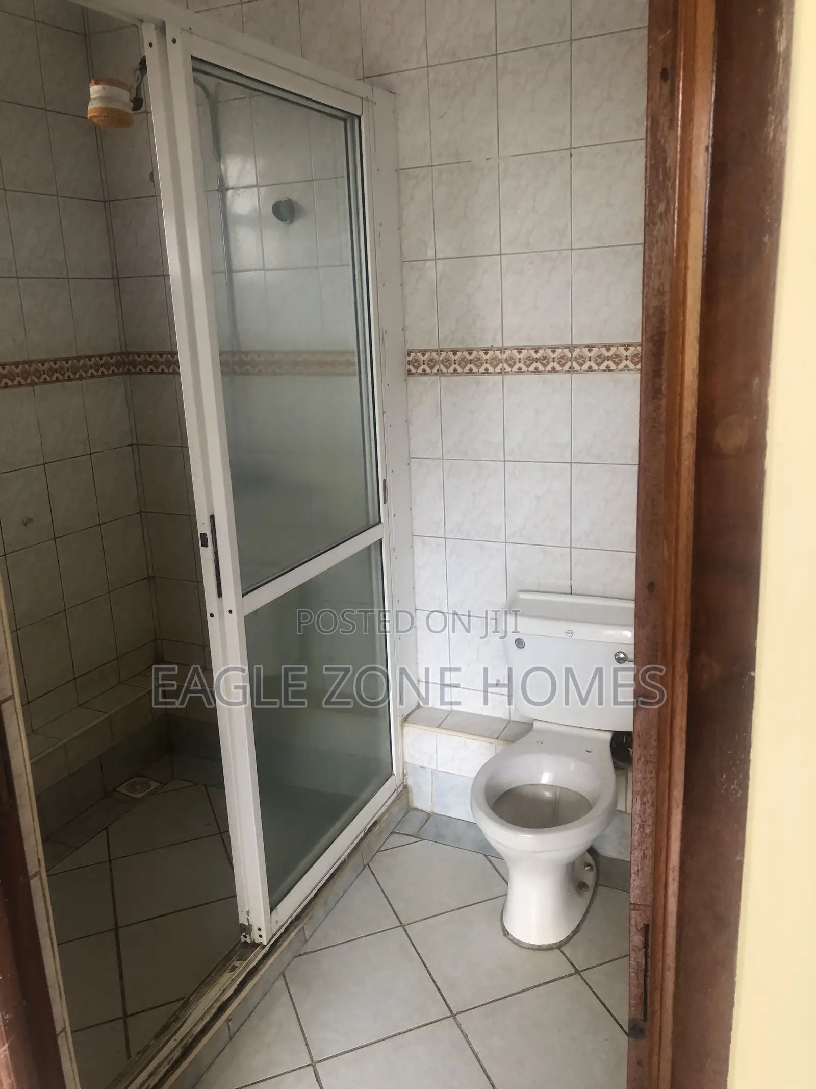 3bdrm Apartment in First Parklands for rent