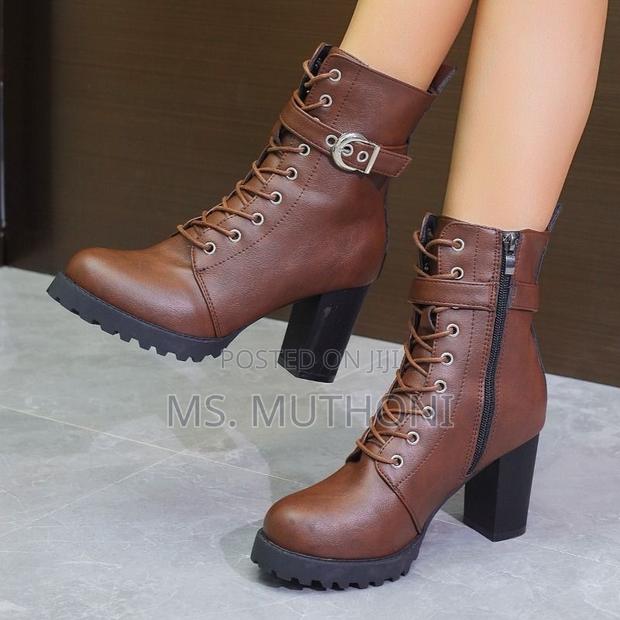 Mid-Calf Chunky Ladies Boots Size 37-42 - thumbnail 4