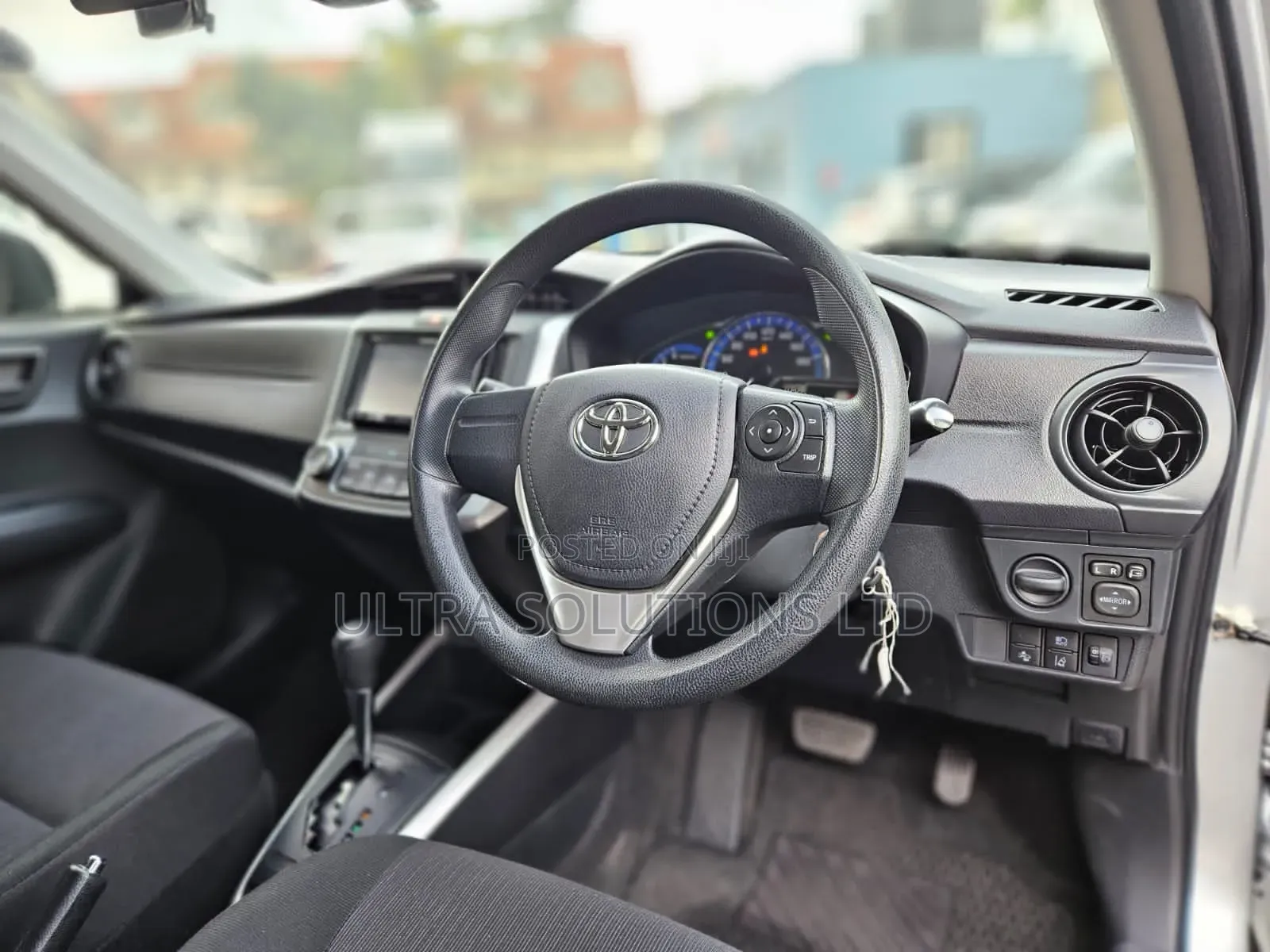 Toyota Corolla Fielder 1.5 Hybrid FWD 2020 Silver