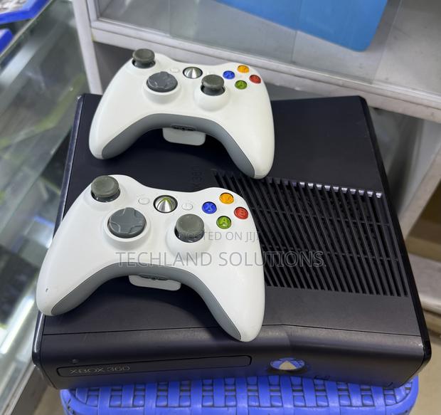 Preloved Xbox 360 Machine - main view