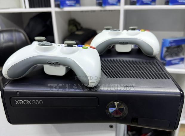 Preloved Xbox 360 Machine - thumbnail 4