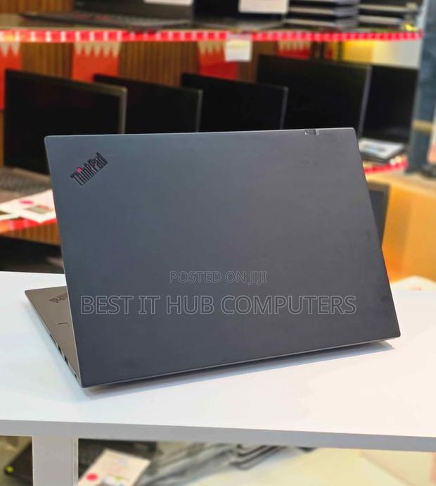Laptop Lenovo ThinkPad P1 Gen 3 16GB Intel Core i9 SSD 512GB