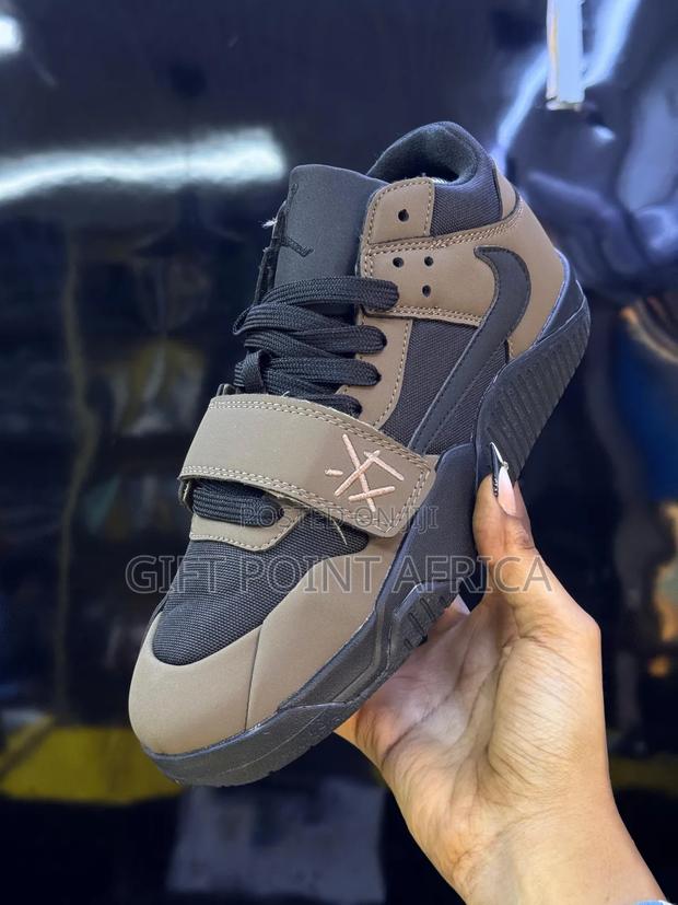 Travis Scott Jumpman Jack “Dark Mocha” - main view