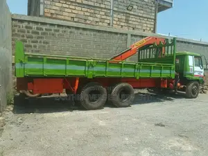 Crane Trucks for Hire