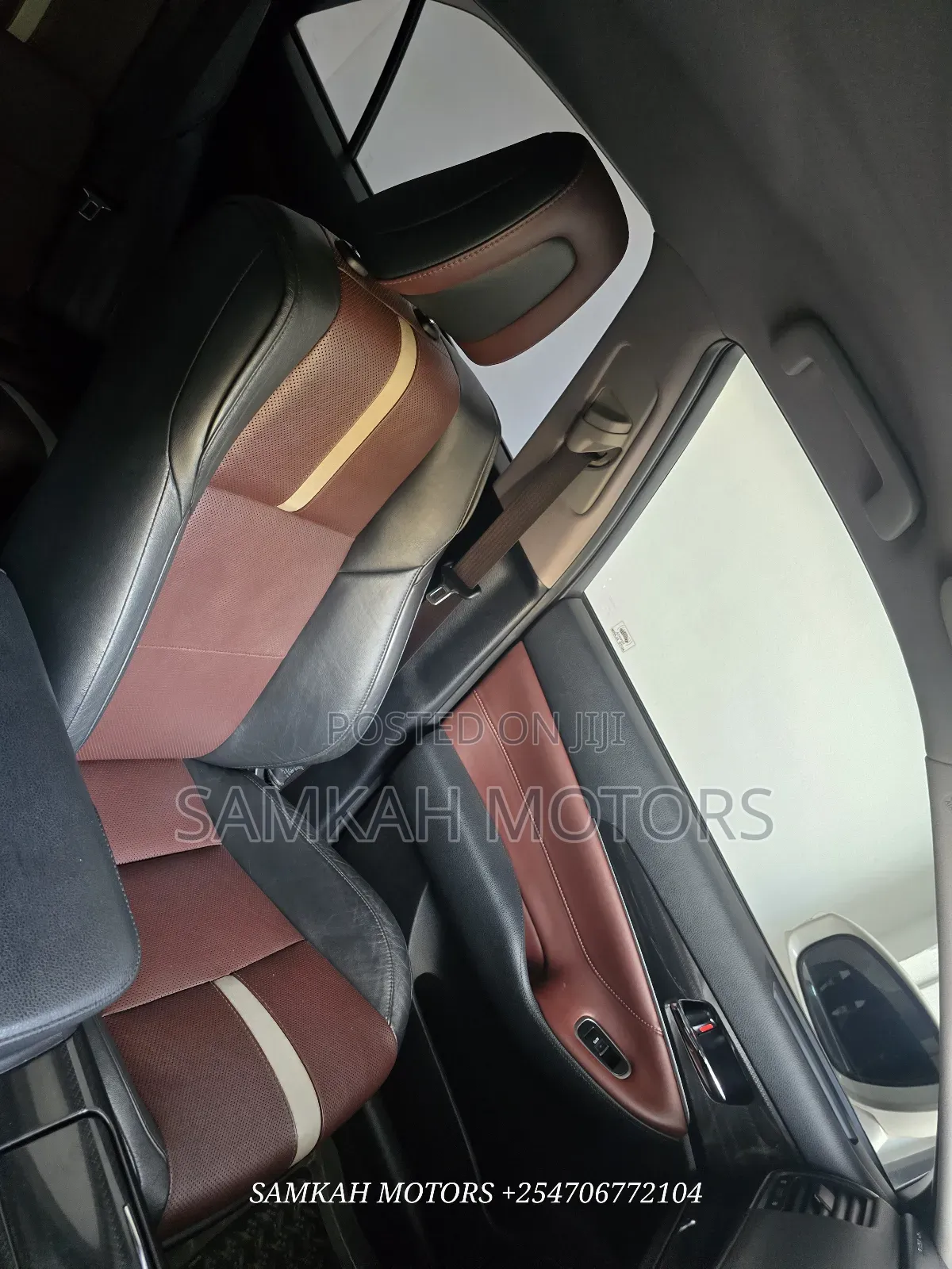 Toyota Crown 2017 White