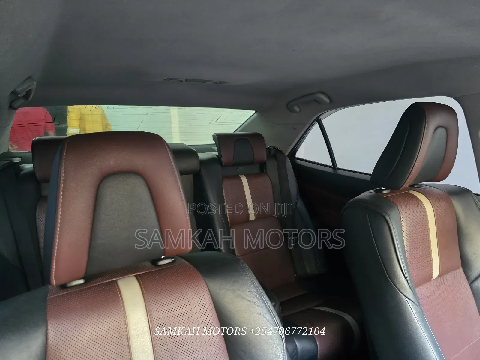 Toyota Crown 2017 White