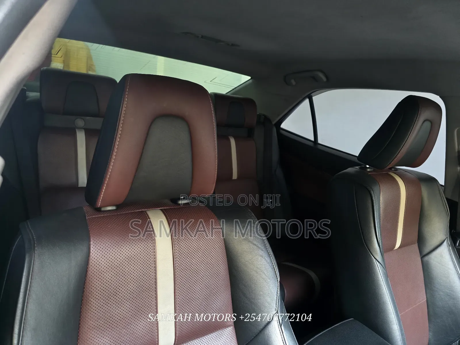 Toyota Crown 2017 White