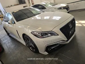Toyota Crown 2020 White