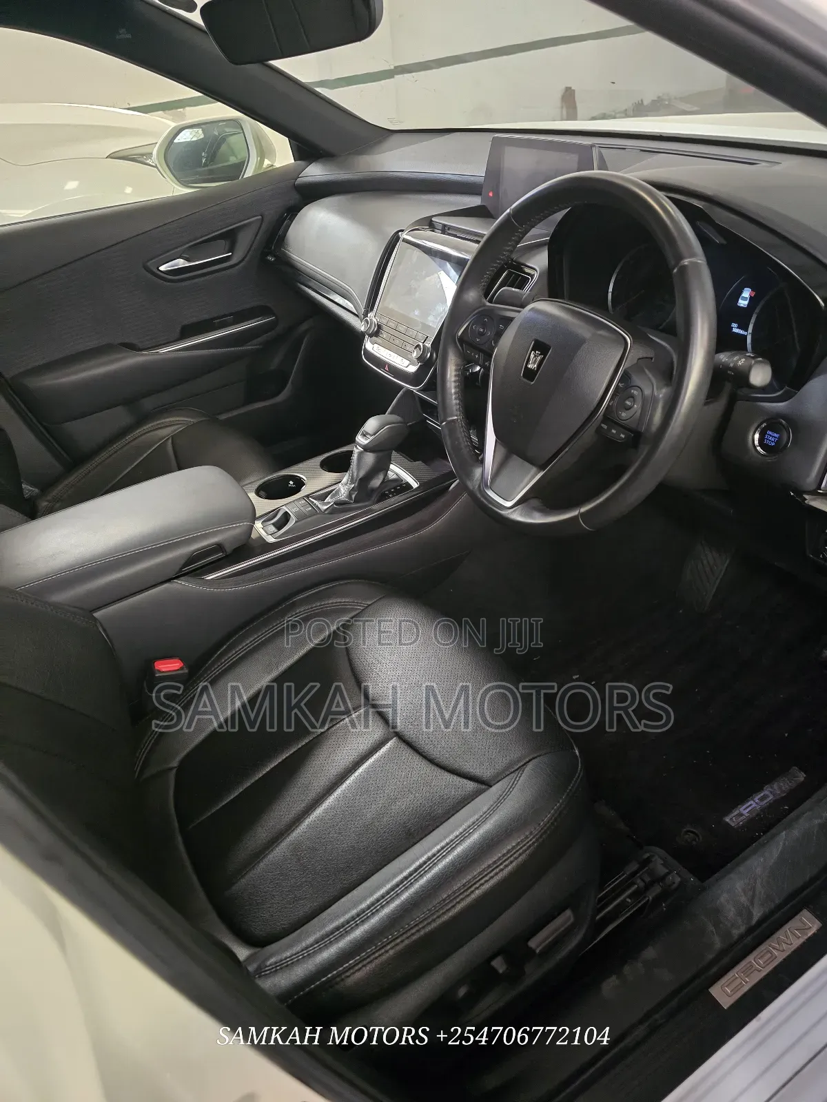Toyota Crown 2020 White