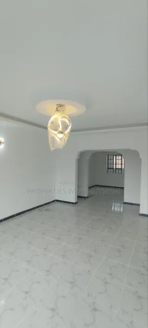3bdrm Bungalow in Matasia for sale