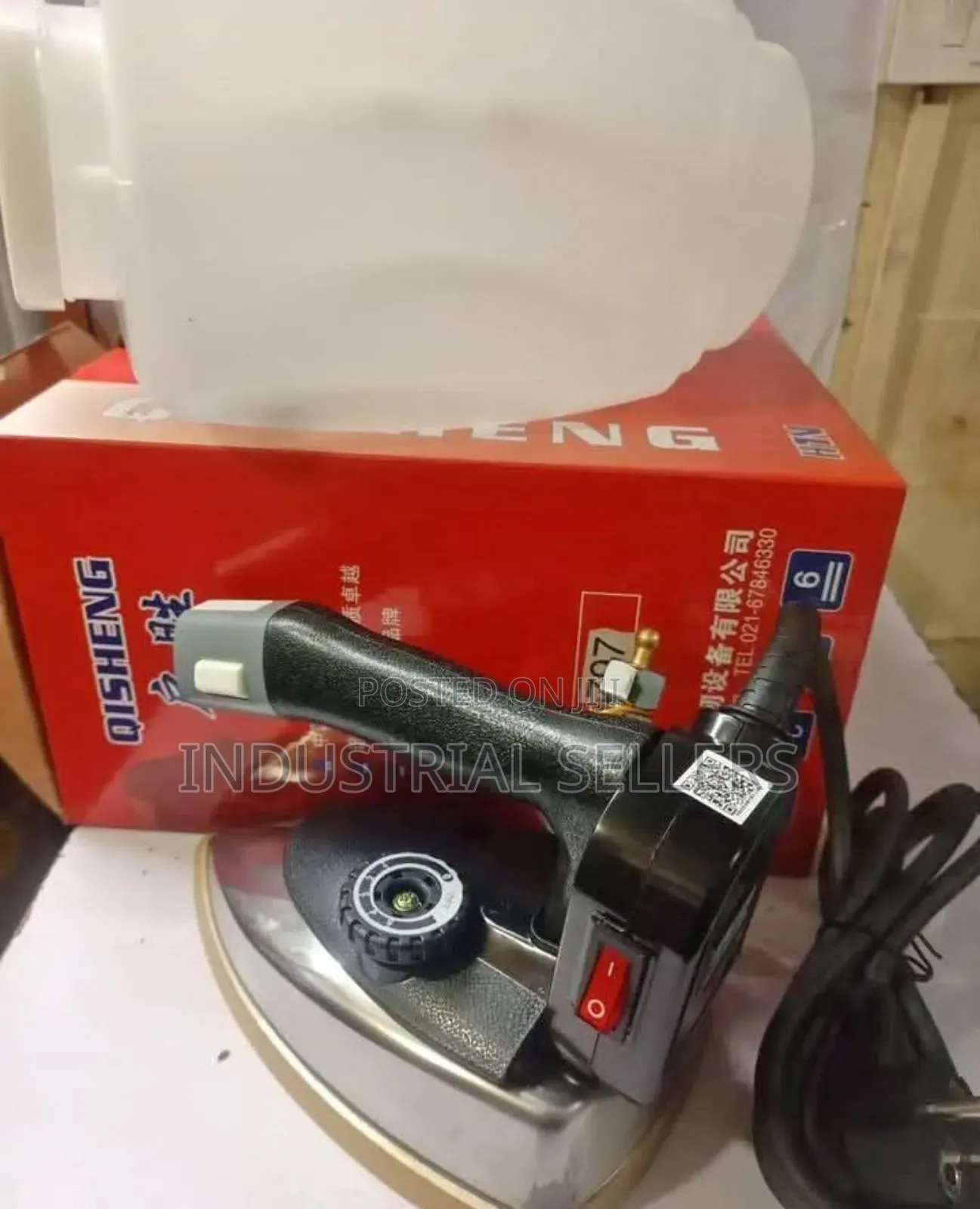 Industrial Steam Iron