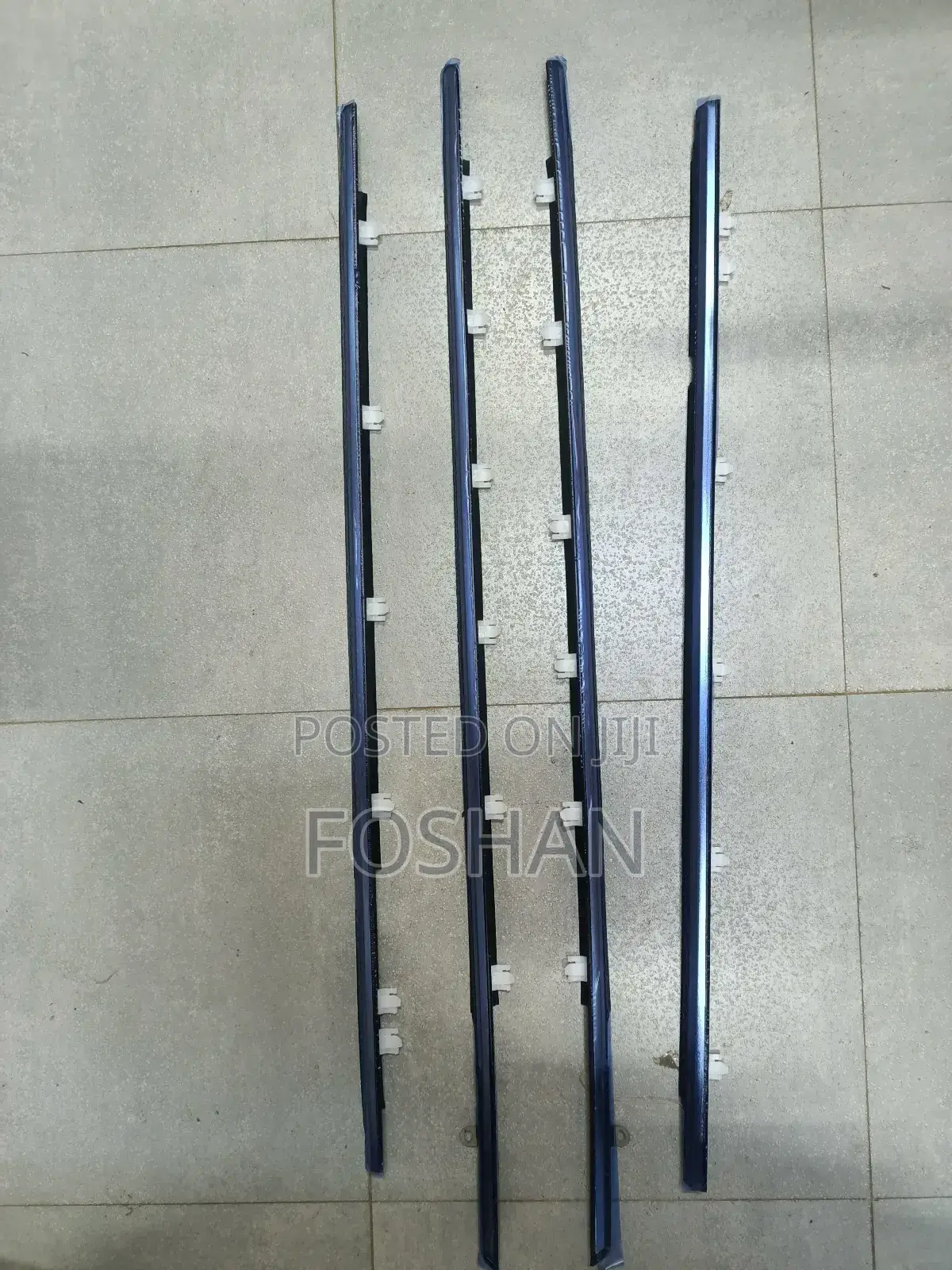 Honda CRV Re4 Weather Strips