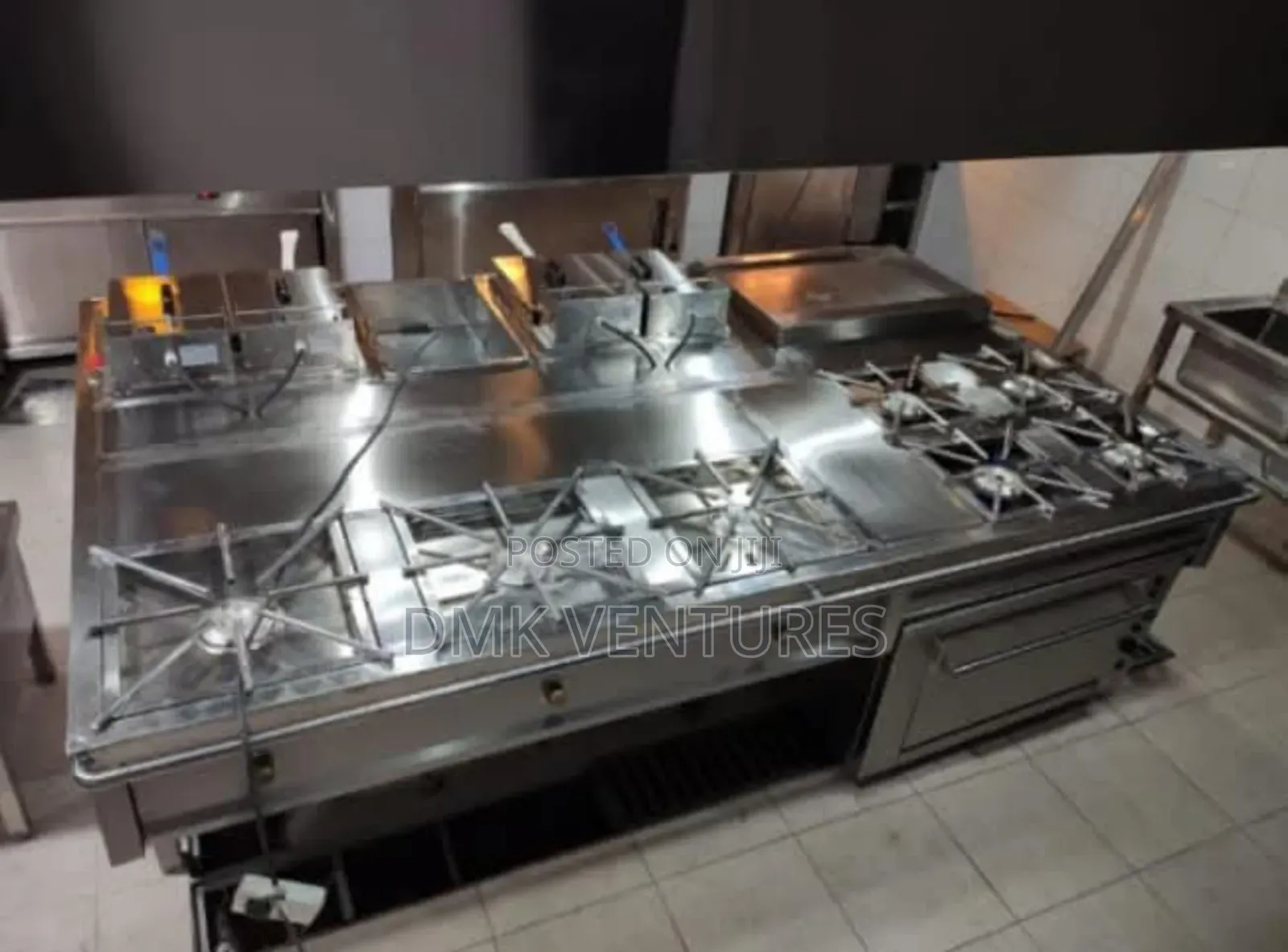 Certified Modernized 7 Burners Kitchen Combined Unit