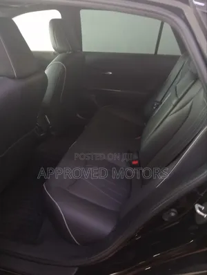 Toyota Crown 2018 Black