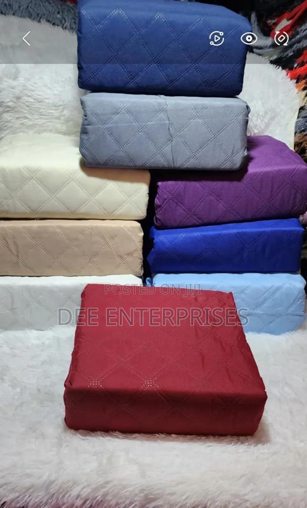 Mattress Protector - thumbnail 4