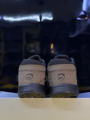 Travis Scott  Jumpman Jack
 “Dark Mocha”
 Sizes: 38–45