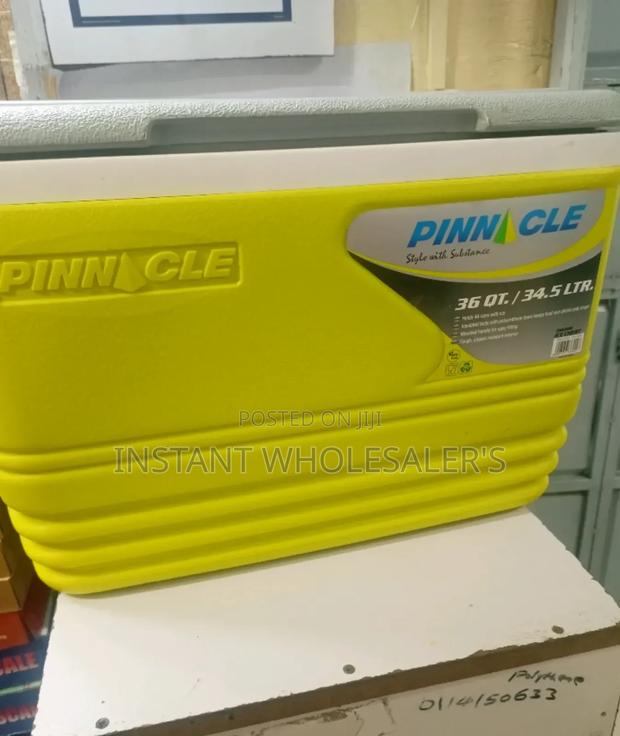 Quality Cooler Box 34 Litres