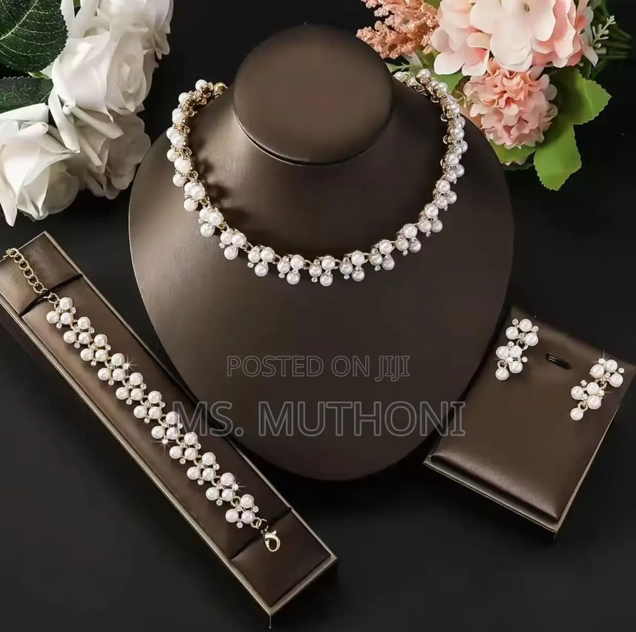 4 Pc Ladies Elegant Matching Jewellery Sets