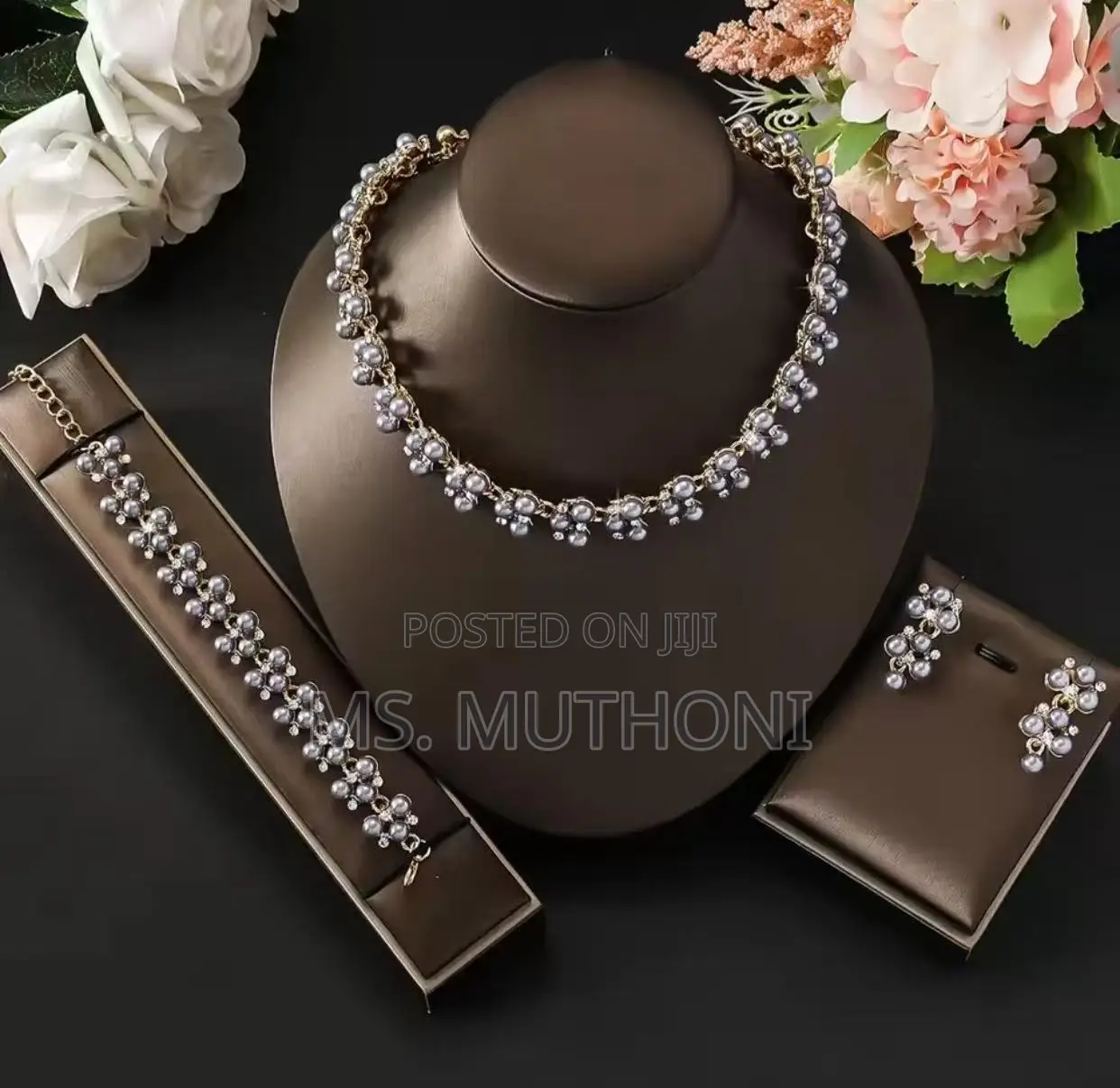 4 Pc Ladies Elegant Matching Jewellery Sets