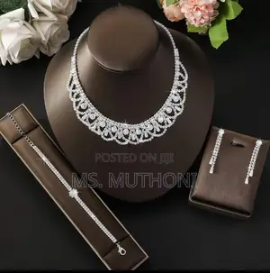 4 Pc Ladies Elegant Matching Jewellery Sets