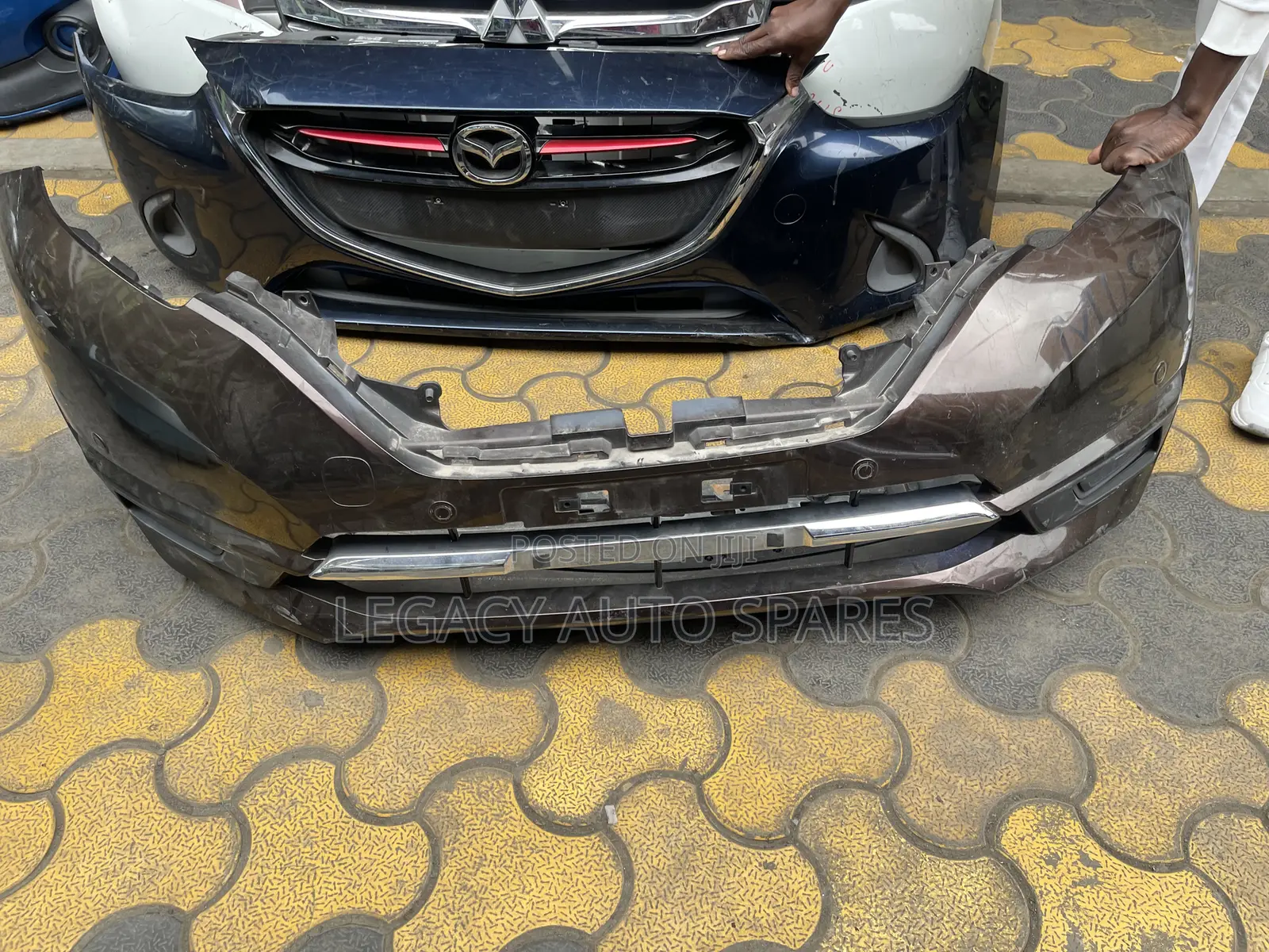 Ex-Japan Nissan Note Front Bumper