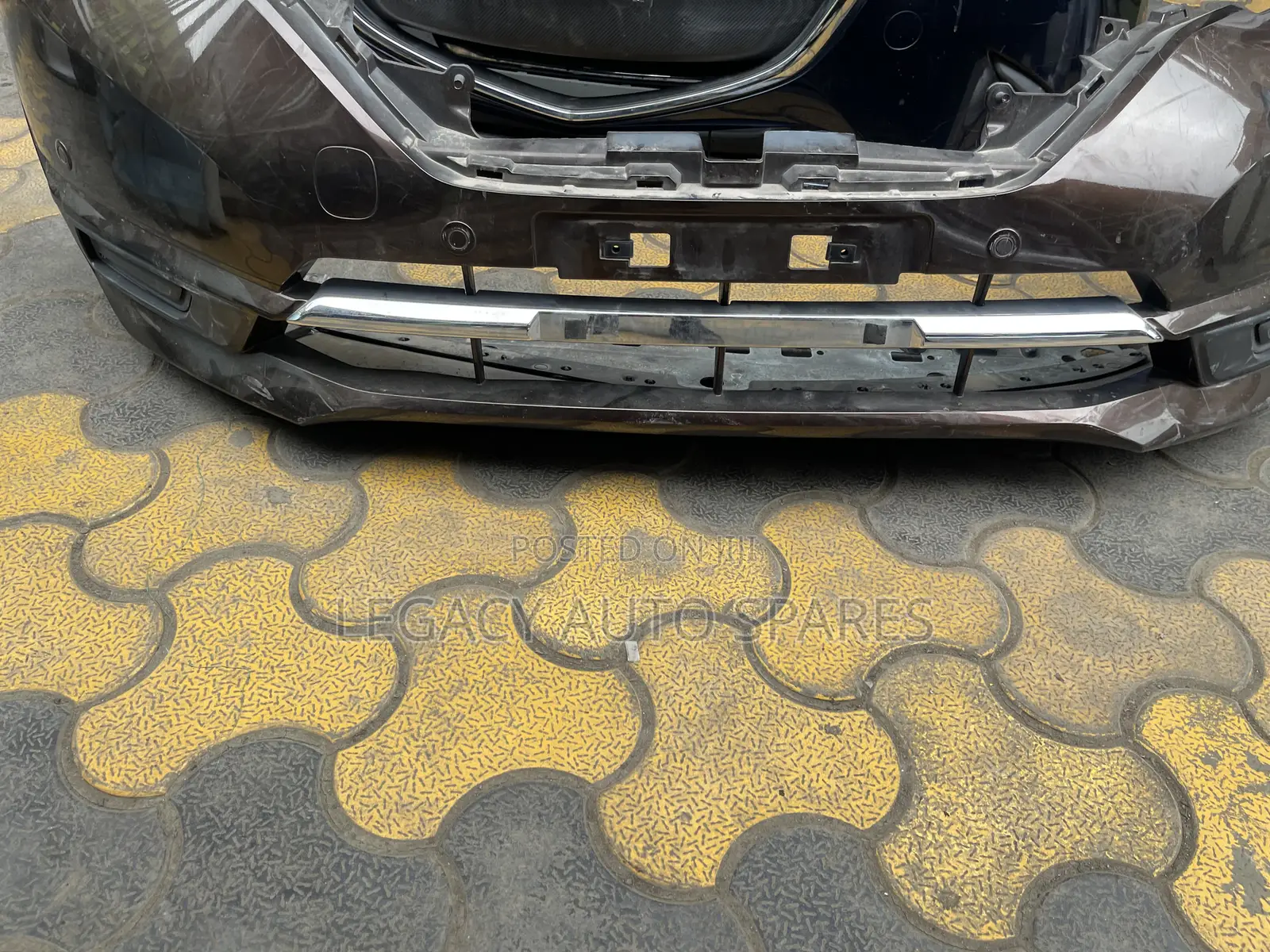 Ex-Japan Nissan Note Front Bumper