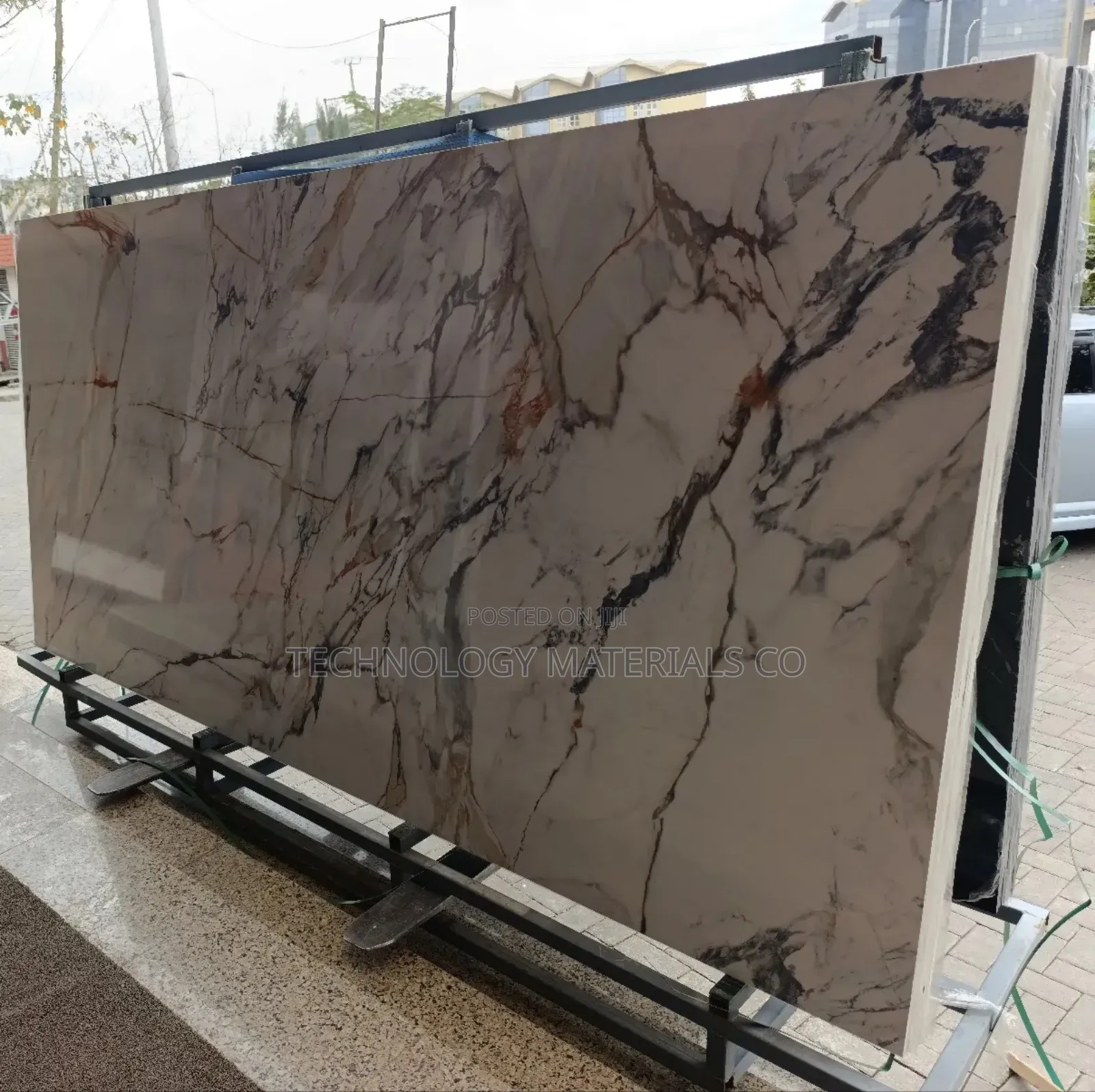 Ivory Gold Island Sintered Stone(126 Inches * 63 Inches * 12mm)