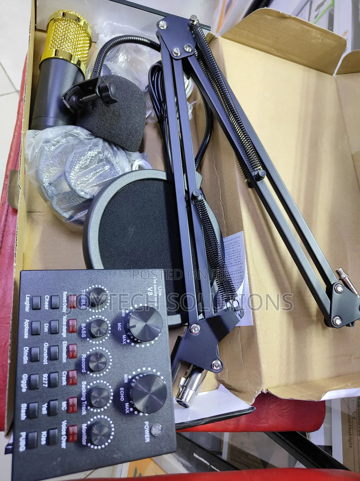 Bland New Musical Condenser Microphone