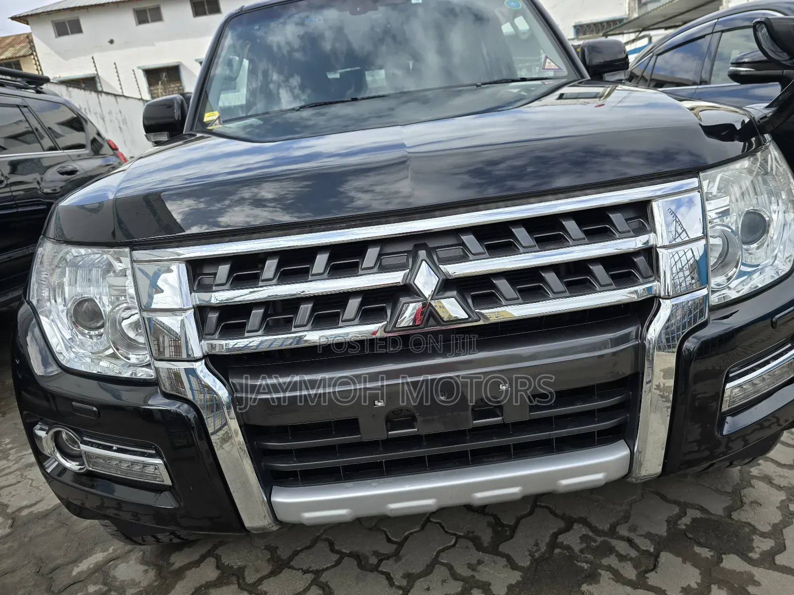Mitsubishi Pajero 2019 Black