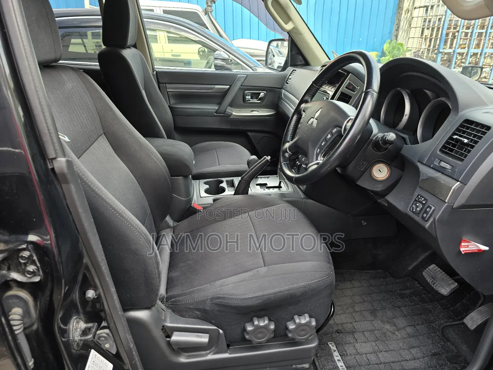 Mitsubishi Pajero 2019 Black