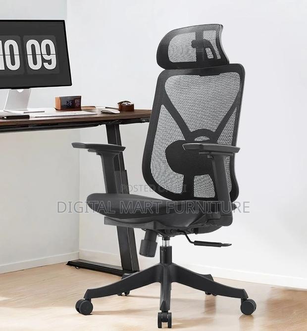 Office Chair: Managerial Work Office Chair - thumbnail 2
