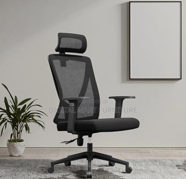Office Chair: Managerial Work Office Chair - thumbnail 7