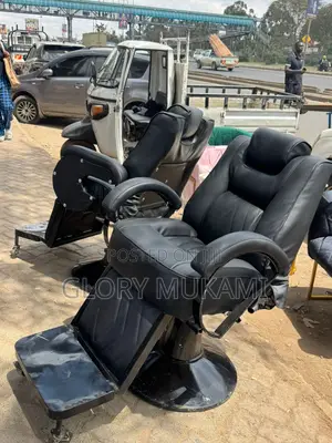 Kinyozi Barber Chair