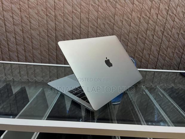 Laptop Apple MacBook 2018 16GB Intel Core I7 SSD 512GB - thumbnail 4